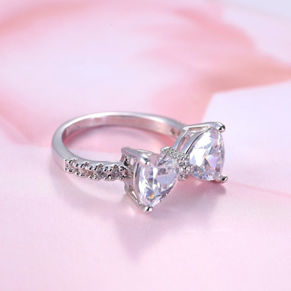 1 day SALE! 925 Sterling White Sapphire Bow Ring🌹 - Picture 2 of 14